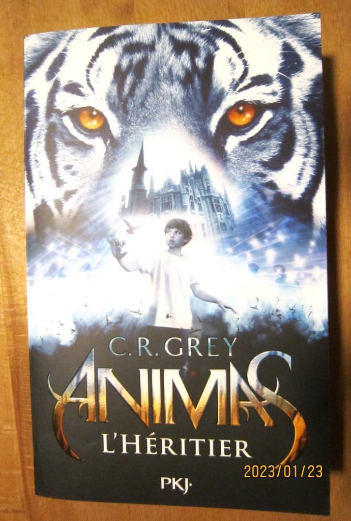 Boek „ANIMAS - The Heir” van C.R. GREY, Boeken, Kinderboeken | Jeugd | 10 tot 12 jaar, Nieuw, Fictie, Verzenden