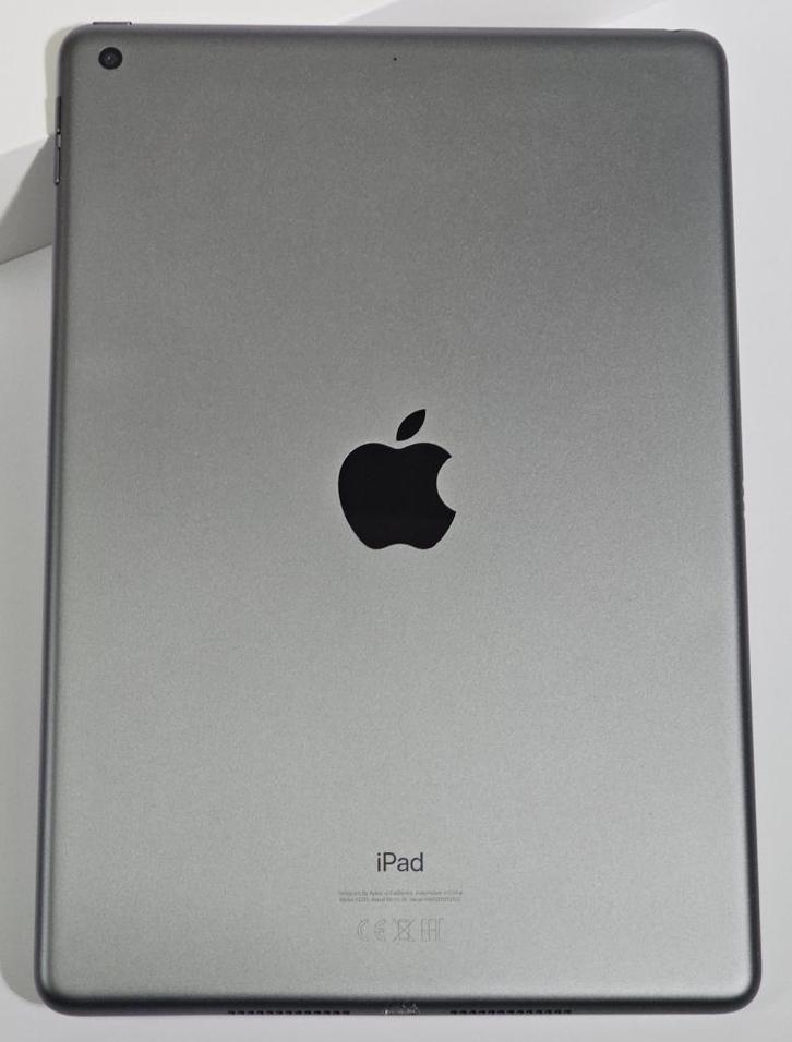 Apple iPad 8 (2020) Wifi - 10.2" - 32GB - Grijs | 2dehands, Computers en Software, Apple iPads