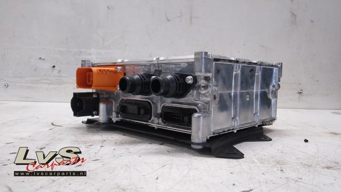 Batterie ordinateur hybride d'un Mercedes CLA, Autos : Pièces & Accessoires, Électronique & Câbles, Mercedes-Benz, Utilisé, 3 mois de garantie