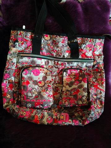 Grote tas  beschikbaar voor biedingen