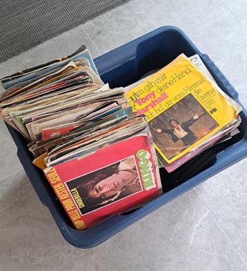 Vinylset van 45 toeren beschikbaar voor biedingen