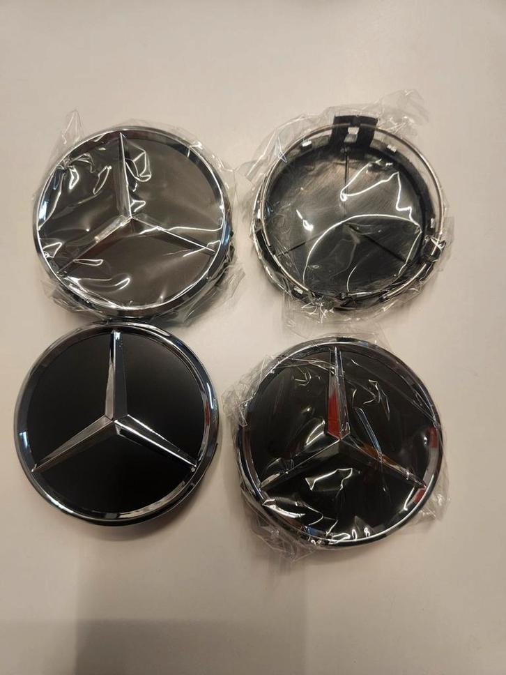 4 Caches Moyeu Jante - 75mm Noir Mat - LOGO EMBLÈME MERCEDES, Autos : Divers, Enjoliveurs, Enlèvement ou Envoi