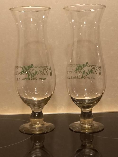 Pat O'Brien's hurricane glas 25cm 2 stuks, Verzamelen, Glas en Drinkglazen, Zo goed als nieuw, Overige typen, Ophalen of Verzenden