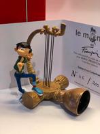 Gaston et son gaffophone du groupe: Les rois des sons, Tintin