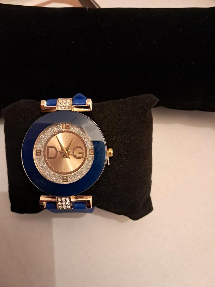 Nieuw elegant dameshorloge met blauwgouden strass, Handtassen en Accessoires, Kettingen, Nieuw, Met strass, Ophalen of Verzenden