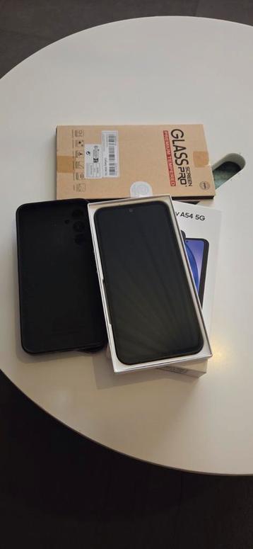 Samsung Galaxy A54 5G 128gb beschikbaar voor biedingen