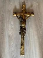 Zeer groot massief koper kruis, Enlèvement