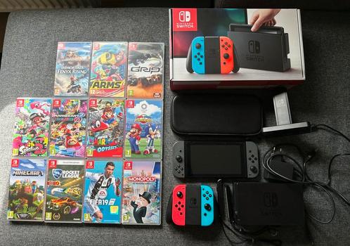 Nintendo Switch bundel, Games en Spelcomputers, Spelcomputers | Nintendo Switch, Gebruikt, Switch Original, Met 2 controllers