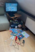Wii u console + TV + 12 spelen + balance board, Games en Spelcomputers, Spelcomputers | Nintendo Wii U, Ophalen of Verzenden, Gebruikt