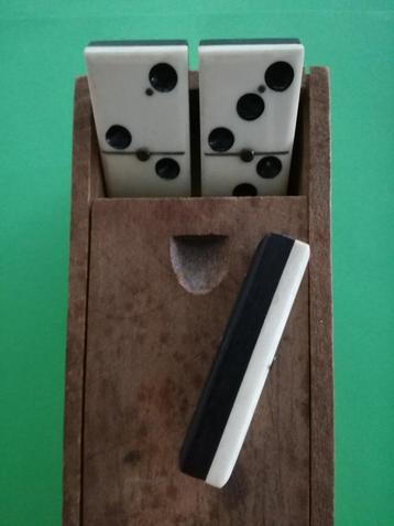 Vintage dominospel been&ebbenhout /28 speelstenen beschikbaar voor biedingen