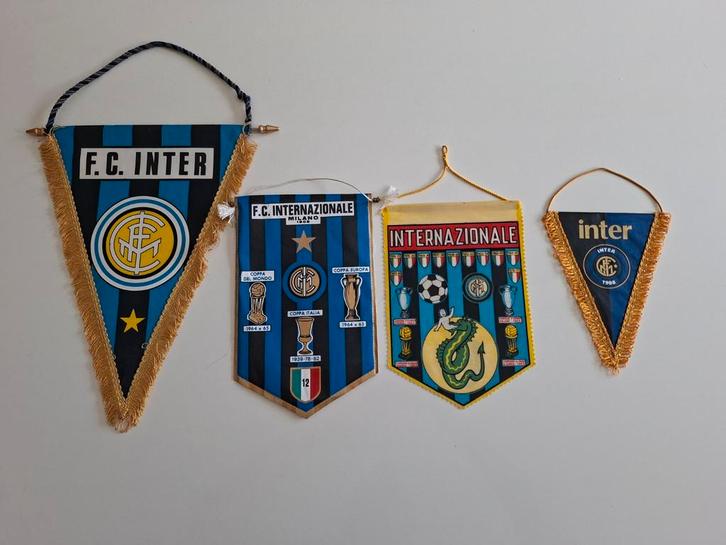 Lot Vintage vaandels Inter Milan, Verzamelen, Sportartikelen en Voetbal, Zo goed als nieuw, Ophalen of Verzenden