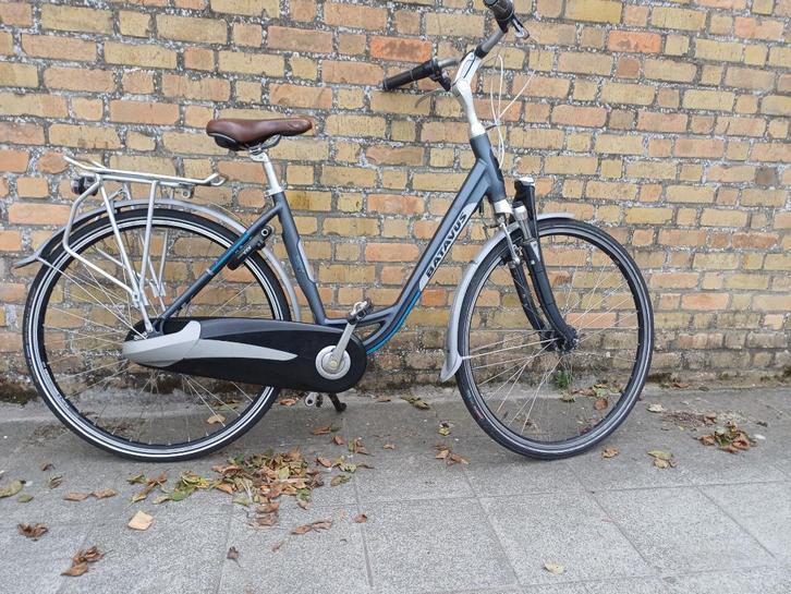 Batavus Genova 7 in topstaat maat 49., Fietsen en Brommers, Fietsen | Dames | Damesfietsen, Zo goed als nieuw, Batavus, Versnellingen