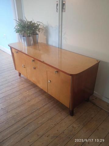 Lowboard Dressoir TV kast of onderdeel spiegelkast?? beschikbaar voor biedingen