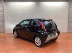 Toyota Aygo 1.0 VVT-i x-play Toyota Aygo X-Play 1.0 72ch 3 p, https://public.car-pass.be/vhr/a84d8308-7b89-400b-8e3f-c6009b46b39c