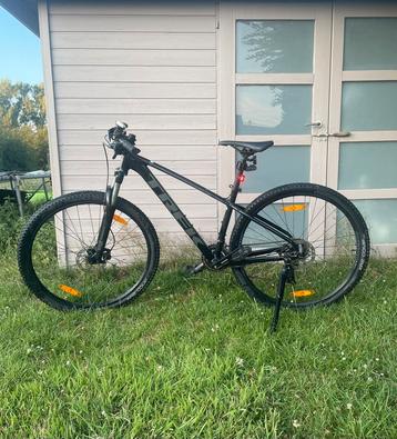 Trek Marlin 5M mountainbike beschikbaar voor biedingen