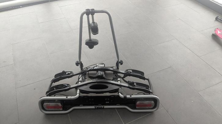 Thule ER940 fietsenrek — trekhaak — 2 fietsen, Auto diversen, Fietsendragers, Zo goed als nieuw, Trekhaakdrager, 2 fietsen, Brede banden