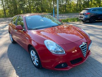 Alfa romeo giulietta 1.4i AUTOMAAT  beschikbaar voor biedingen