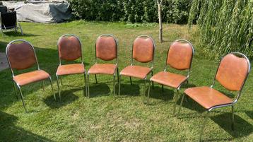 6 keukenstoelen, verchroomd stalen onderstel. beschikbaar voor biedingen