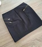 Bershka zwart rokje medium, Vêtements | Femmes, Jupes, Taille 38/40 (M), Enlèvement ou Envoi, Au-dessus du genou, Noir