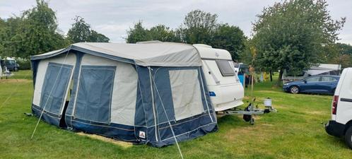 Caravan, Caravans en Kamperen, Caravans, Particulier, tot en met 4, 1000 - 1250 kg, Standaardzit, Hobby, Vast bed, 4 tot 5 meter