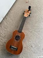 Ukulélé soprano Stagg US - 30 Spruce, Musique & Instruments, Enlèvement, Comme neuf