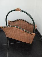 Rotan kranten/tijdschriften bak, Huis en Inrichting, Ophalen of Verzenden, Zo goed als nieuw