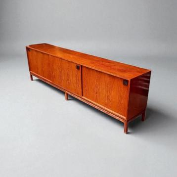 Alfred Hendrickx Belform vintage dressoir uit de jaren 60  beschikbaar voor biedingen