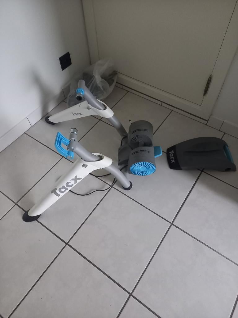 Tacx fietsrollen, Sport en Fitness, Wielrennen, Ophalen, Zo goed als nieuw, Overige typen