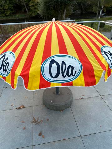 Parasol olla jaren 60 2 STUKS beschikbaar voor biedingen