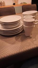 Servies. Ikea., Huis en Inrichting, Ophalen, Zo goed als nieuw, Bord(en)