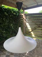 Grote witte vintage metalen heksenhoed lamp, Vintage, Ophalen of Verzenden, Zo goed als nieuw, Metaal