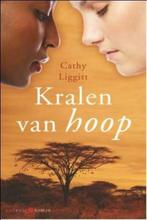 Te Koop Boek KRALEN VAN HOOP Cathy Liggett, Boeken, Gelezen, Ophalen of Verzenden, Cathy Liggett, Amerika