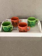 Petites tasses vintage, Comme neuf