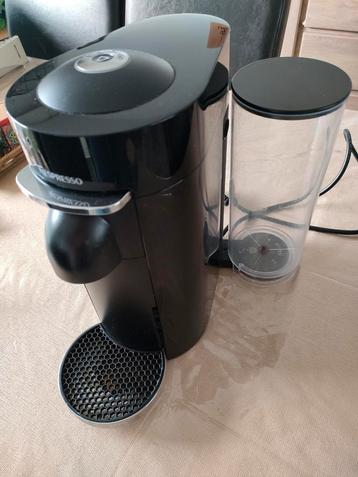 Machine à café Nespresso Vertuo, Enlèvement, Comme neuf, Cafetière