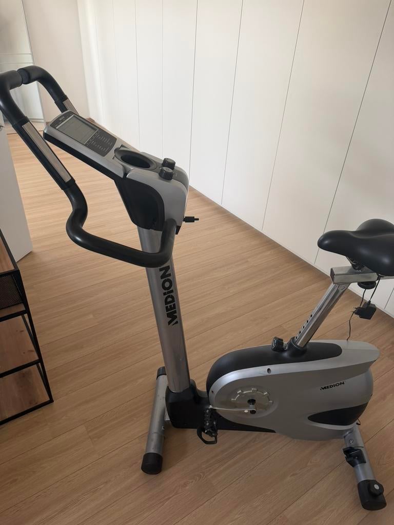 Hometrainer, Sports & Fitness, Enlèvement, Utilisé, Vélo d'appartement