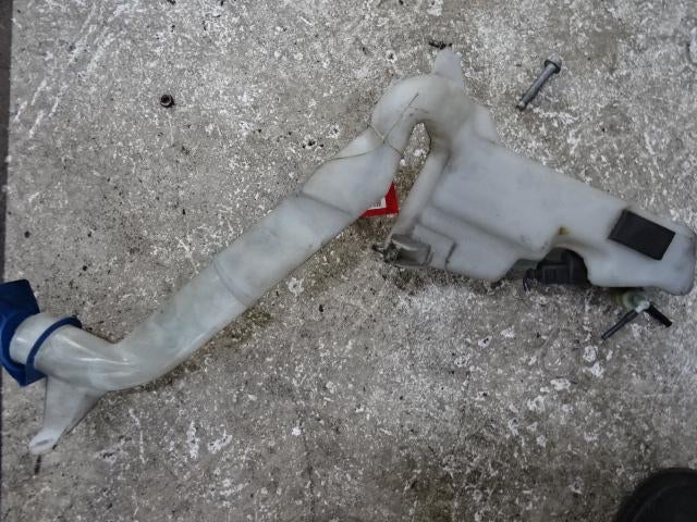 LAVE-GLACE RESERVOIR AVANT Seat Ibiza III (6L1), Autos : Pièces & Accessoires, Vitres & Accessoires, Seat, Utilisé