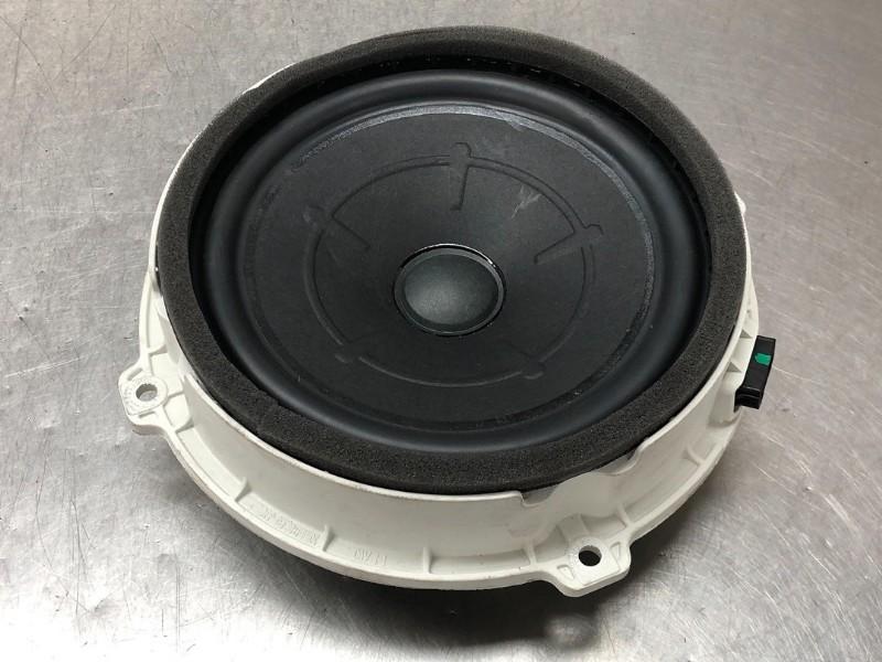 LUIDSPREKER i30 Fastback (PDEBA / PEDBC) (|96330G3000|), Gebruikt, Hyundai