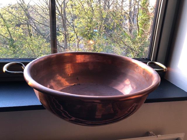 koperen schaal, Ophalen