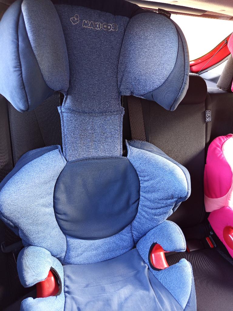 Maxi cosi autostoel 4 tot 12 jaar blauw, Enlèvement