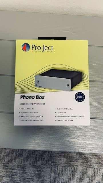 Pro-Ject | Phono Box DC Voorversterker MM/MC | Zilver, Audio, Tv en Foto, Versterkers en Ontvangers, Zo goed als nieuw, Overige systemen