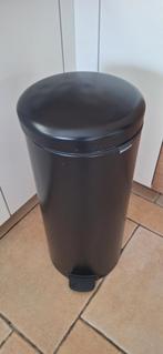 Brabantia vuilbak 30l, Ophalen