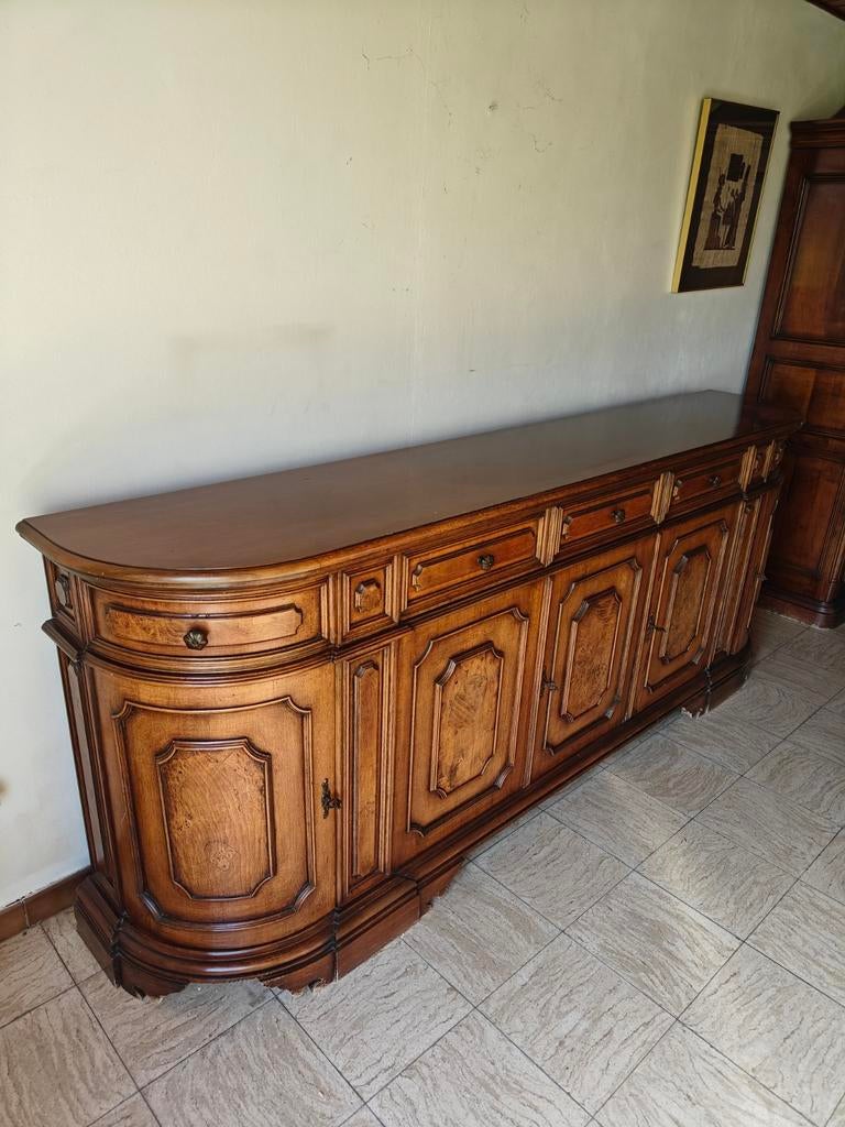 Antieke wandkast, Ophalen