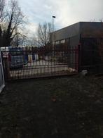 Ijzeren poort met automatische poortopener, Ophalen