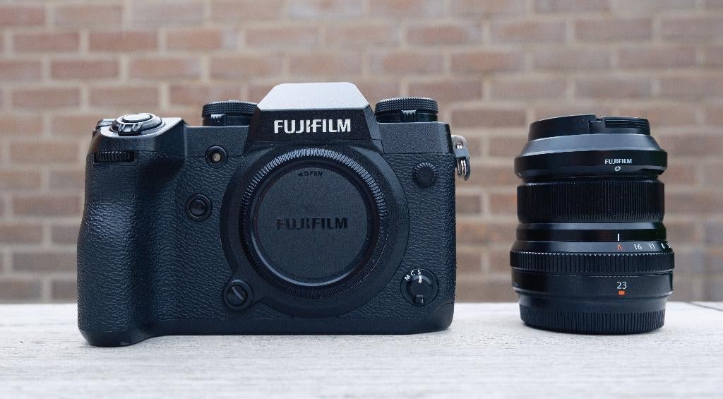 Fujifilm X-H1 avec WR 23 mm/2, Sans zoom optique, Enlèvement ou Envoi, Utilisé, 24 Mégapixel
