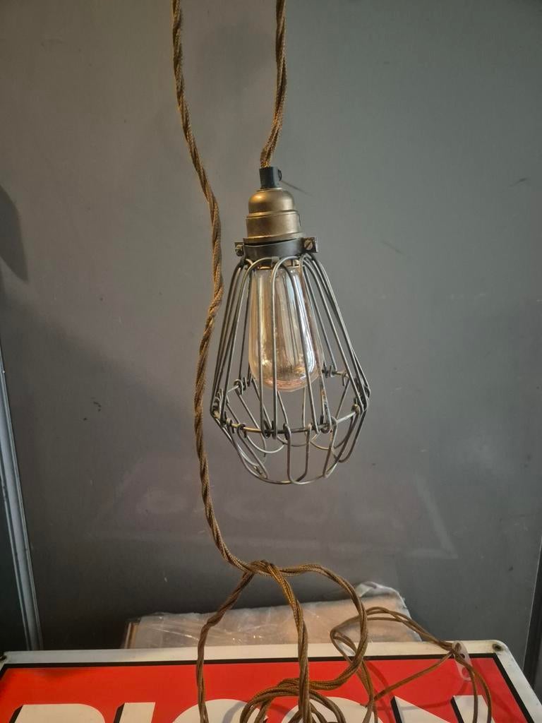 Lampe type US pendante industriel retro, Maison & Meubles