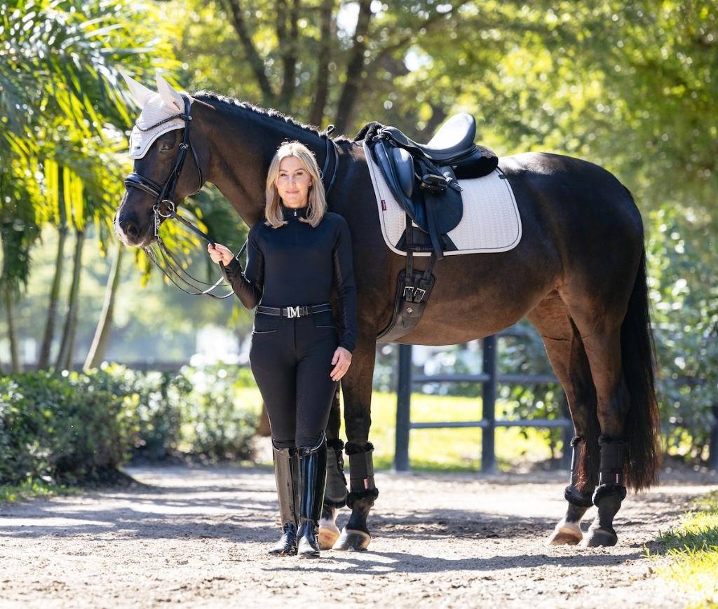 LeMieux Essence dressuur dekje Stone full SALE!, Dieren en Toebehoren, Full (L), Dressuurdekje, Ophalen of Verzenden, Beige