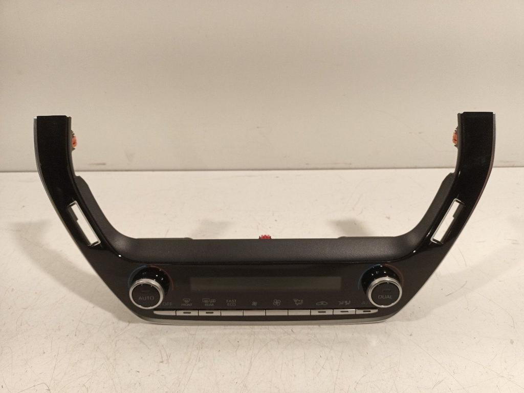 Bedieningspaneel kachel Toyota Corolla, Onderdelen@venauto.nl, Van der Ven Autorecycling B.V., Ettenseweg 76, 4706 PB Roosendaal, The Netherlands