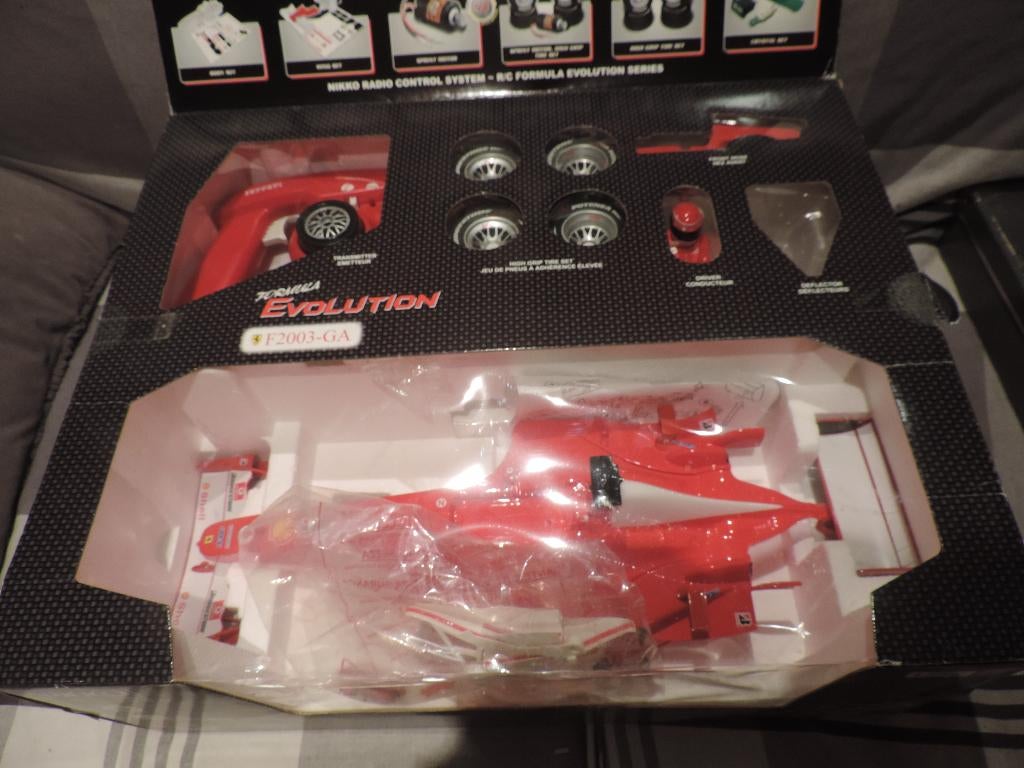Ferrari F2003-Neuve boite d’origine jamais monté ., Enlèvement, Neuf