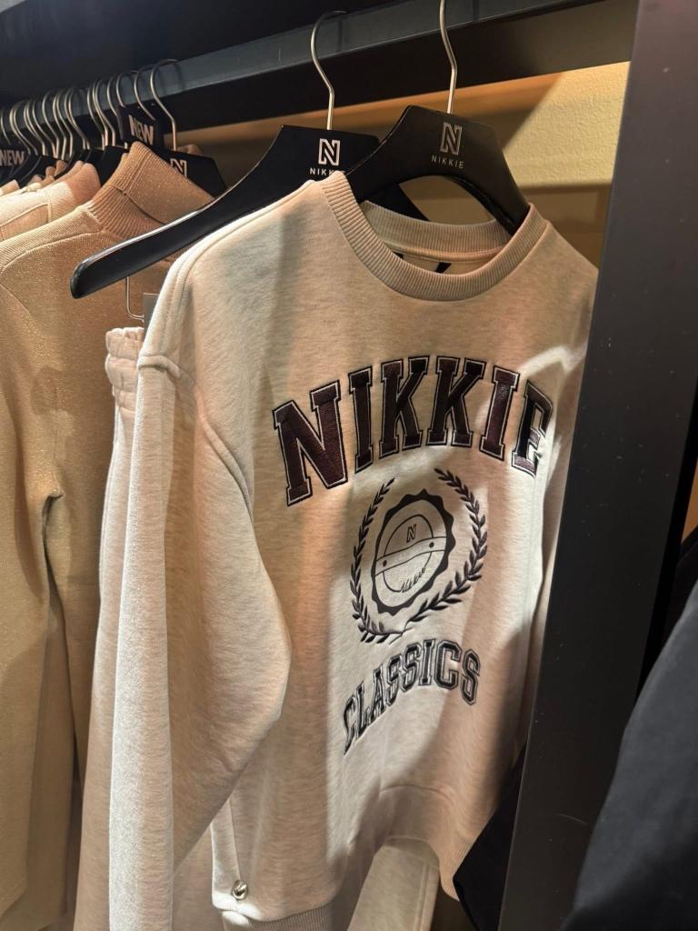 Dames merkkleding restpartij, Vêtements | Femmes, Packs de vêtements pour femmes, Enlèvement ou Envoi, Neuf