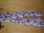 2 lange sjaals €4,5/stuk, Ophalen of Verzenden, Nieuw, Maat 38/40 (M), Sjaal